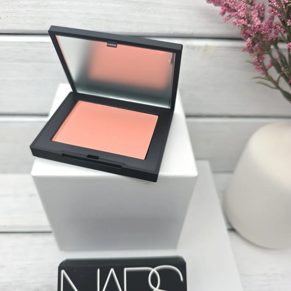NARS Blush In Forbidden - Picture 4 of 7